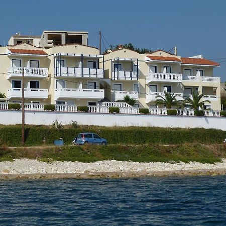 Ostria Seaside Studios And Apartments Katarráktis Exteriör bild
